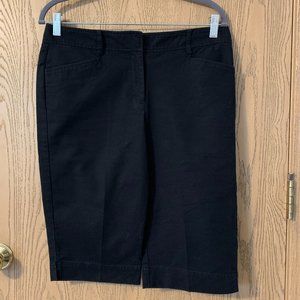 Ann Taylor Black Signature Bermuda Shorts Size 8